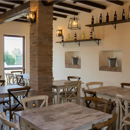 Gospodarstwo agroturystyczne Agriturismo La Sosta Dell'idice *