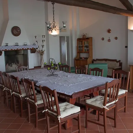 Agriturismo La Sosta Dell'idice בית חווה קסטנאזו