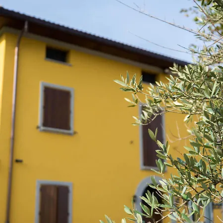 Agriturismo La Sosta Dell'idice בית חווה קסטנאזו